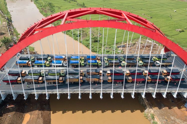 Jembatan Kalikuto menjalani uji beban pada 8 dan 9 November 2018