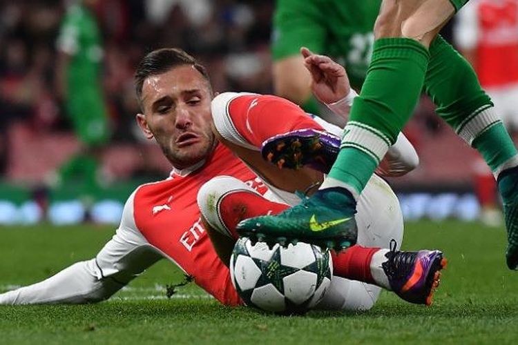 Pemain Arsenal, Lucas Perez, tampil dalam partai penyisihan grup Liga Champions kontra Ludogorets, di Stadion Emirates, 19 Oktober 2016.