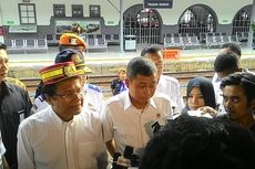 Masuk ke Gerbong KA di Stasiun Senen, Rizal Ramli Terkejut dan Terharu 