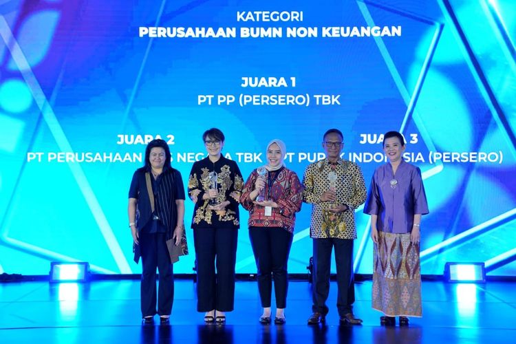  PT Perusahaan Gas Negara (PGN) Tbk menjadi juara dua kategori Perusahaan BUMN Non Keuangan dalam Annual Report Award 2022 (ARA 2022) pada Malam Penganugerahan ARA 2022 di Gedung Bursa Efek Indonesia, Jakarta, Senin (27/11/2023).
