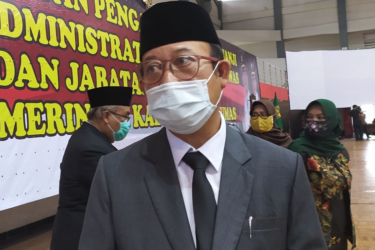 Bupati Banyumas Achmad Husein di GOR Satria Purwokerto, Kabupaten Banyumas, Jawa Tengah, Senin (6/7/2020).