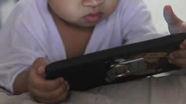 Orangtua Dukung PP Tunas, Tapi Akui Sulit Batasi Gawai: Anak Hafal Password HP Kita