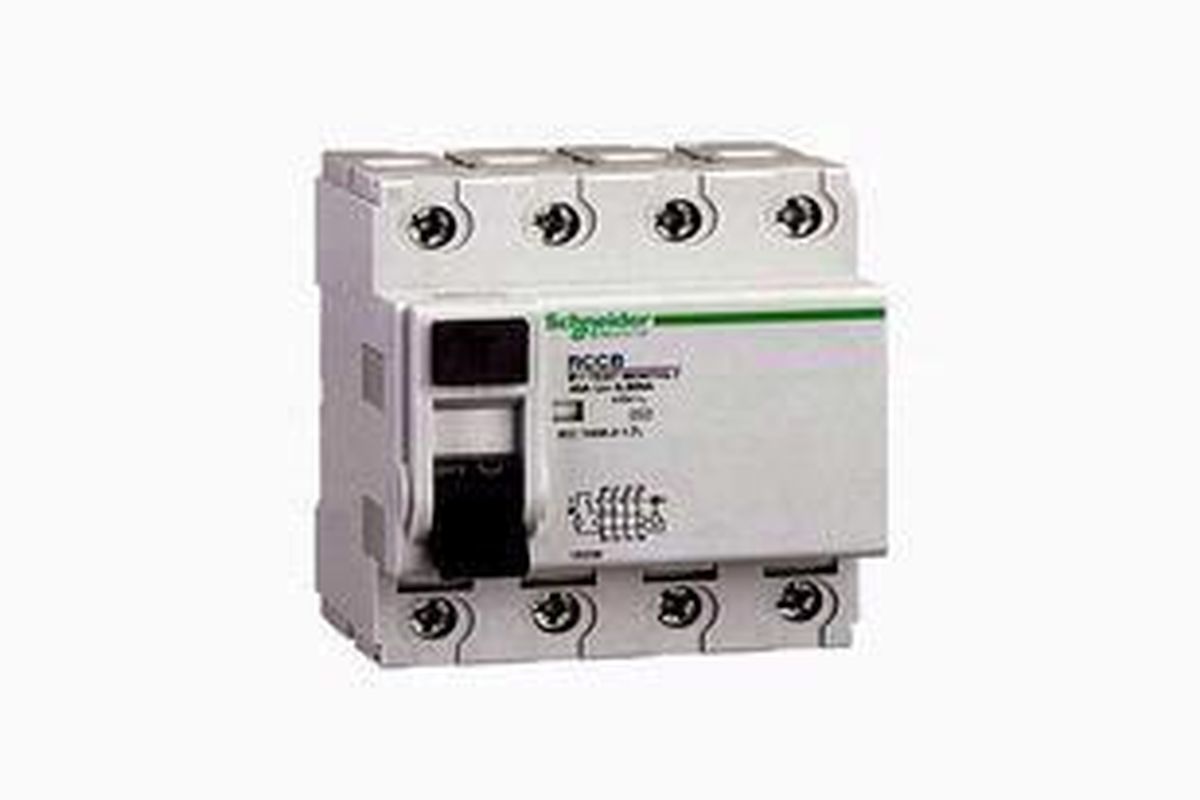 Alat yang sering disebut dengan GPAS (Gawai Proteksi Arus Sisa) ini berfungsi sebagai pemutus arus saat jaringan instalasi listrik dalam rumah mengalami kebocoran arus.