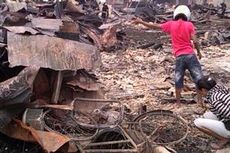 Korban Kebakaran Pondok Bambu Tinggal di Tanah Tak Bertuan