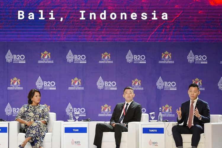 Managing Director Royal Golden Eagle Group Anderson Tanoto menegaskan, sektor swasta berperan penting dan berkontribusi secara strategis untuk mengurangi tingkat emisi karbon global melalui solusi berbasis alam. 