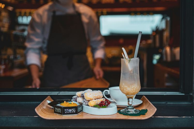 Concept cafe bertema unik menjamur di Seoul, Korea Selatan. Namun, tren ini menuai kontroversi karena dinilai mengarah ke hiburan dewasa.