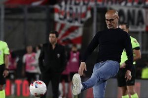 Juventus Pecat Allegri, Angkat Paolo Montero Si 'Bodyguard' Zidane
