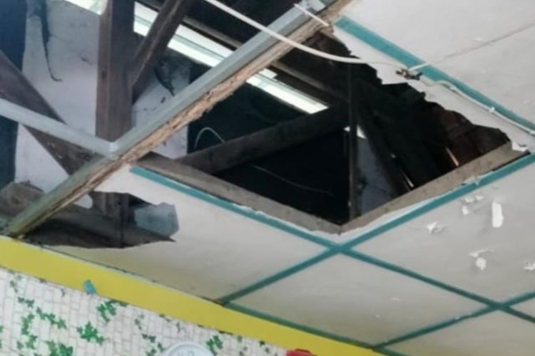 Ombudsman Jateng Sidak SDN Pendrikan Lor 02 Semarang, Kelas Rusak Berat Tetap Dipakai