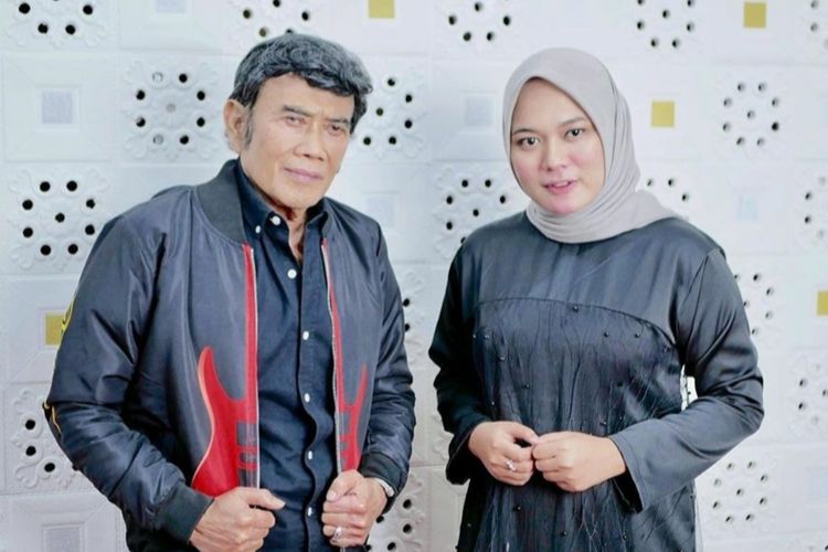 Rhoma Irama dan Anisa Rahman berduet dalam lagu Virus Corona.