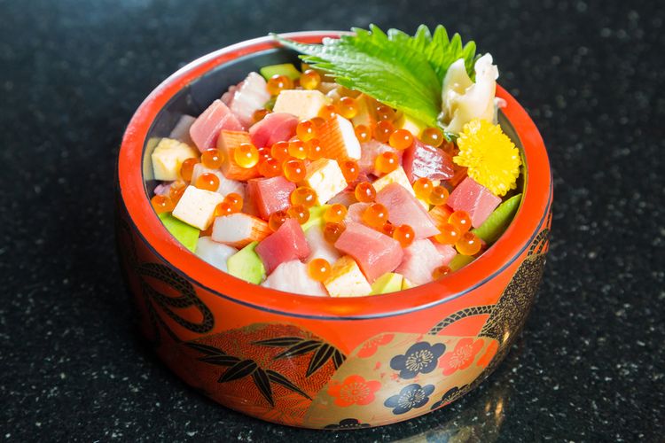Ilustrasi chirashizushi, jenis sushi. 