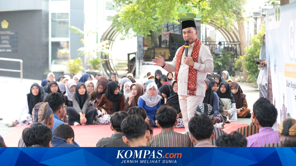 Lewat Gerakan Ayah Mengambil Rapor, Wihaji Ingatkan Bahaya Anak 'Diasuh' Handphone