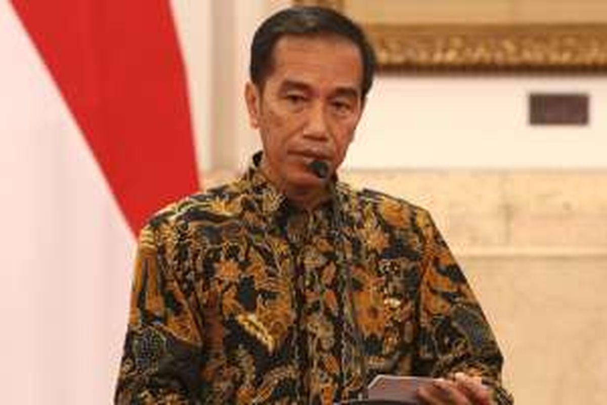 Presiden Joko Widodo memberikan pengarahan kepada seluruh Kepala Kepolisian Daerah dan Kepala Kejaksaan Tinggi, di Istana Negara, Jakarta, Selasa (19/7/2016). Dalam kesempatan tersebut, Presiden mengevaluasi lima hal yang tak bisa dipidanakan, seperti  yang pernah disampaikannya beberapa waktu lalu, di antaranya kebijakan diskresi, tindakan administrasi pemerintahan aturan BPK soal kerugian, dan kerugian negara.