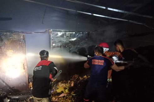 Toko Kelontong Penyalur Bansos PKH di Grobogan Hangus Terbakar