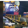 Video Viral, Bus Terombang-ambing Ombak di Lambung Kapal