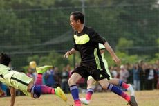 Pagi-pagi, Jokowi Ajak SKPD DKI Main Futsal di Waduk Pluit