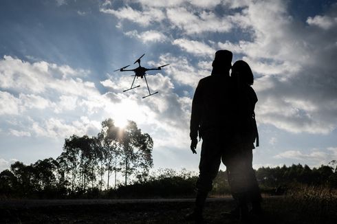 Kisah Gadis 18 Tahun Jadi Pasukan Drone, Siap Serang Junta Militer Myanmar