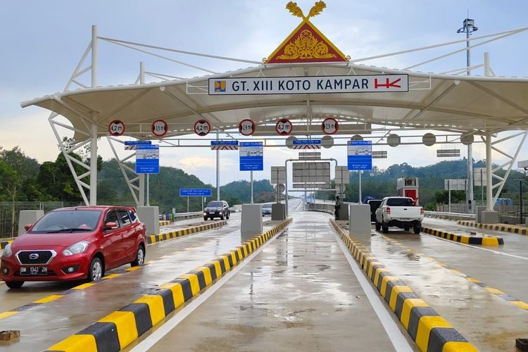PT Hutama Karya (Persero) akan menutup kembali Tol Bangkinang-Koto Kampar sepanjang 24,7 Km pada Rabu (03/01/2024) pukul 17.00 WIB.