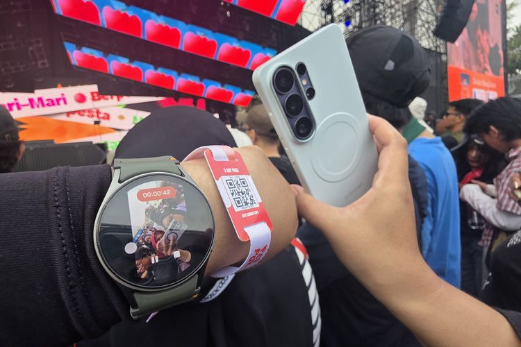 Saya Coba Galaxy Watch Jadi Live Preview dan Remote Samsung S26 Ultra, Selfie Gen Z Jadi Mudah