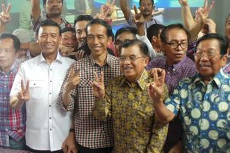 Pasangan Joko Widodo-Jusuf Kalla di hari pencoblosan, Rabu (9/7/2014), di Jakarta.