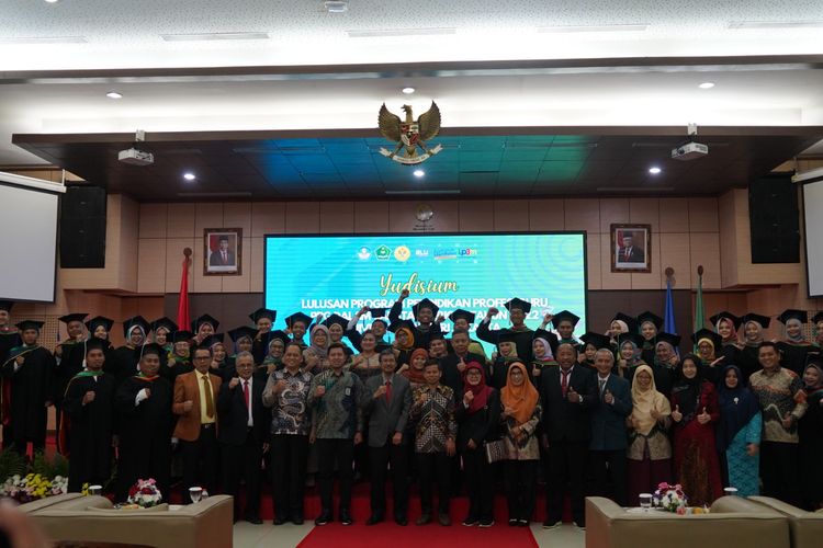 Yudisium lulusan program PPG Dalam Jabatan periode tahun 2022 UNJ (22/7/2023)