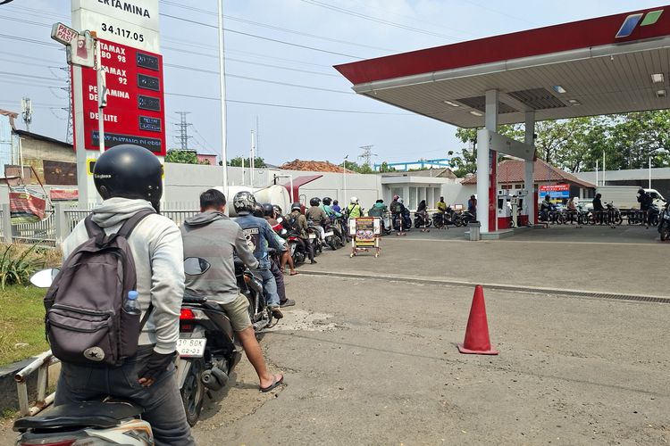 Harga Pertamax Naik, Pekerja Jakarta: Semoga Uang Transpor dari Kantor Ikut Naik