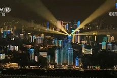 Pertunjukan Lampu Warnai Berakhirnya Masa Lockdown di Wuhan