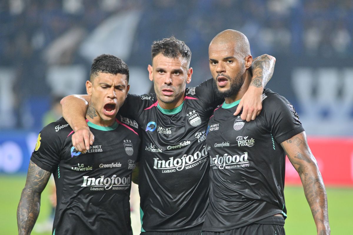 Persib Bandung vs Persita - Gallery image 4