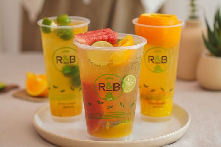 Minuman Fruit Series dari R&B Tea