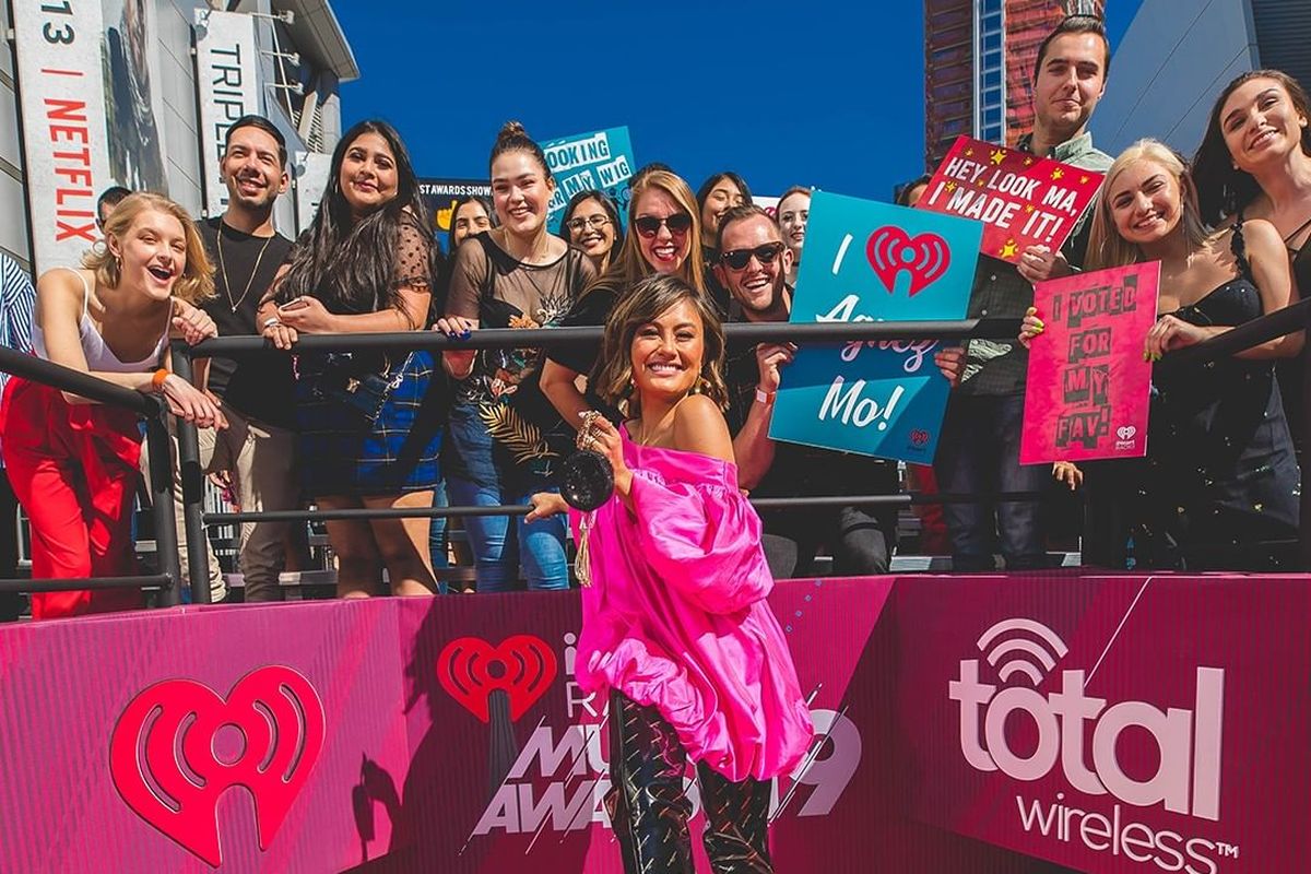 Agnez Mo menghadiri perhelatan iHeart Radio Awards 2019 yang digelar di Microsoft Theater, Los Angeles, AS, Kamis (14/3/2019) waktu setempat.