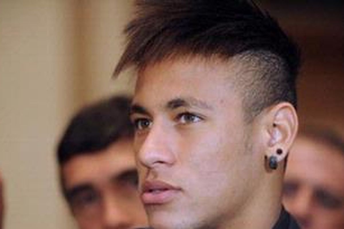 Penyerang Santos asal Brasil, Neymar da Silva.