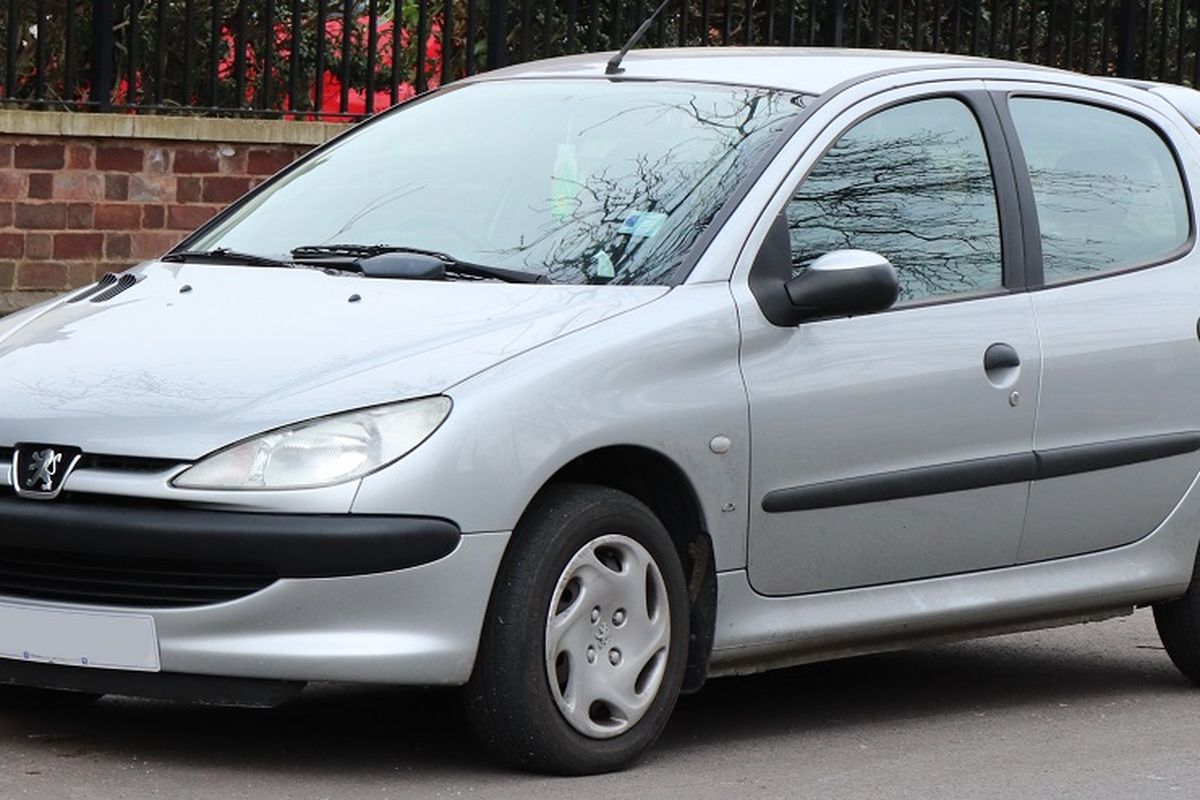 Ilustrasi Peugeot 206