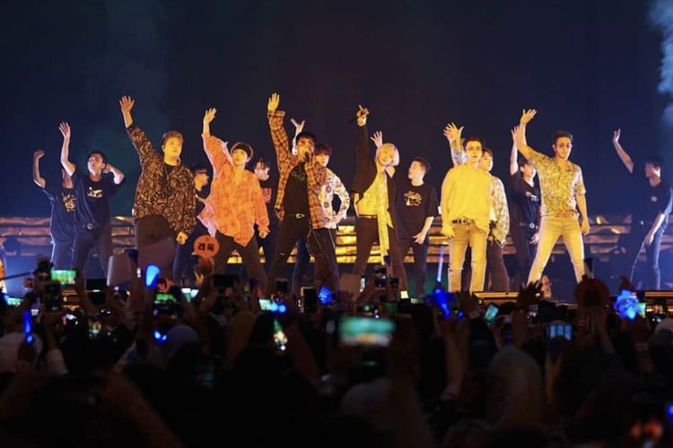 Boyband asal Korea Selatan Super Junior menggelar konser Super Show 7S di Indonesia Convention Exhibition (ICE), BSD, Tangerang, Banten, Sabtu (15/6/2019).