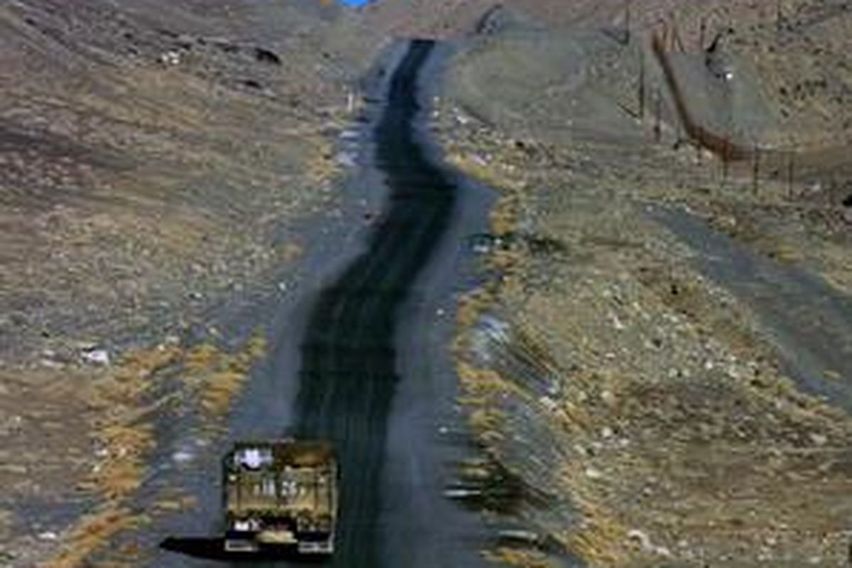 Jalan mendaki menuju Kyrgyzstan