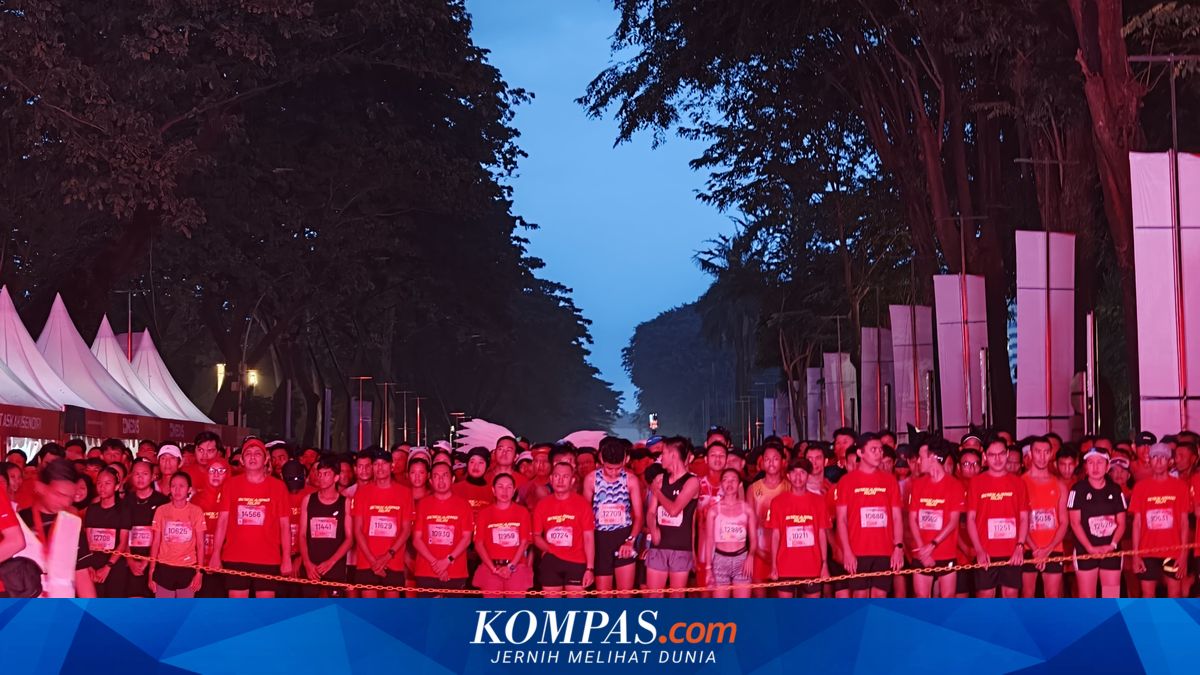 10.000 Pelari Ramaikan Soekarno Run di GBK, Bung Karno Dihadirkan Lewat  Teknologi AI