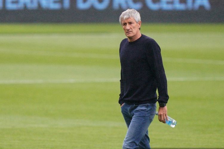 Quique Setien pada laga Celta Vigo vs Barcelona di Stadion Balaidos dalam lanjutan pekan ke-32 LaLiga, kasta teratas Liga Spanyol, Sabtu (27 Juni 2020).