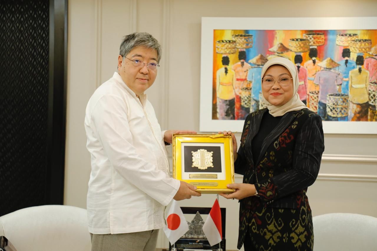 Terima Kunjungan Dubes Jepang, Menaker Ida Berharap Hubungan Indonesia-Jepang  di Ketenagakerjaan Semakin Kuat