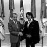 Raffi Ahmad, Elvis Presley, dan Kampanye Vaksinasi...