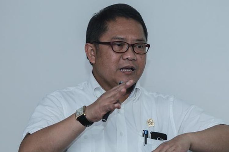 Menteri Komunikasi dan Informatika Rudiantara memaparkan program kerja Kemenkominfo saat mengunjung kantor redaksi Kompas.com, Jakarta, Kamis (17/3/2016).