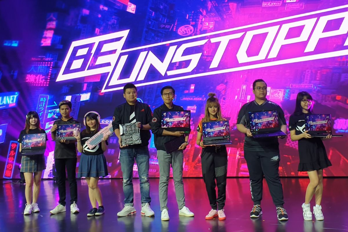 Ilustrasi peluncuran laptop gaming terbaru dari Asus. Para petinggi Asus bersama para brand ambassador menggenggam produk-produk terbaru Asus ROG di Jakarta, Kamis (11/7/2019).