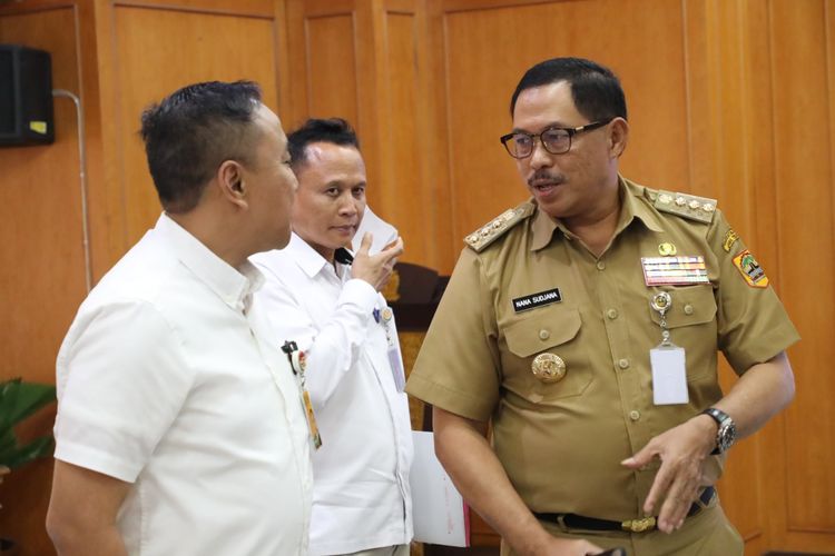 Gubernur Jateng hadiri Rapat Koordinasi Pengendalian Inflasi di Jawa Tengah untuk bahas kenaikan harga beras.