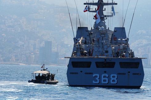 KRI Frans Kaisiepo-368 Pimpin Latihan Gabungan Militer Lebanon di Laut Mediterania