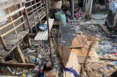 Kolong Rumah Panggung Jadi Tempat Sampah, Warga Kapuk Muara Minta Rumahnya Jangan Digusur