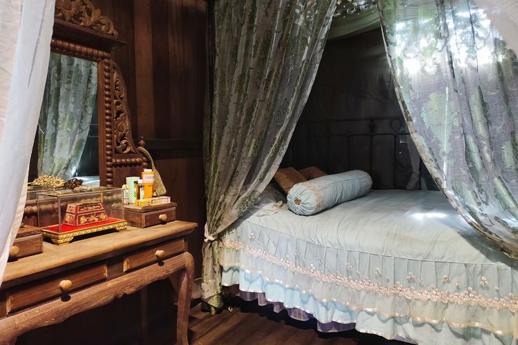 Ilustrasi kamar di rumah tradisional Malaysia, Rumah Penghulu Abu Seman, Kuala Lumpur, Malaysia, Selasa (30/9/2025). 