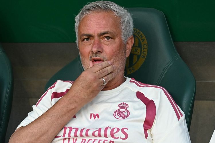 Kenang Insiden dengan Casillas, Mourinho Tak Ragu Depak Pemain Manja di Real Madrid