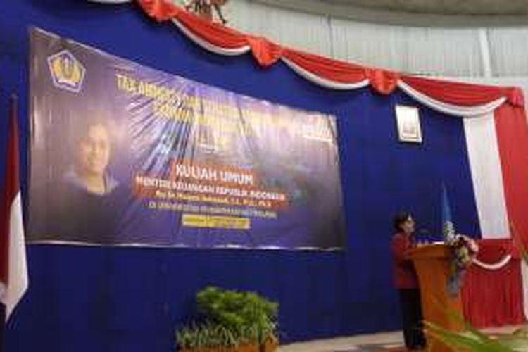 Menteri Keuangan Sri Mulyani Indrawati saat mengisi kuliah umum di Universitas Muhammadiyah Malang, Rabu (28/12/2016)