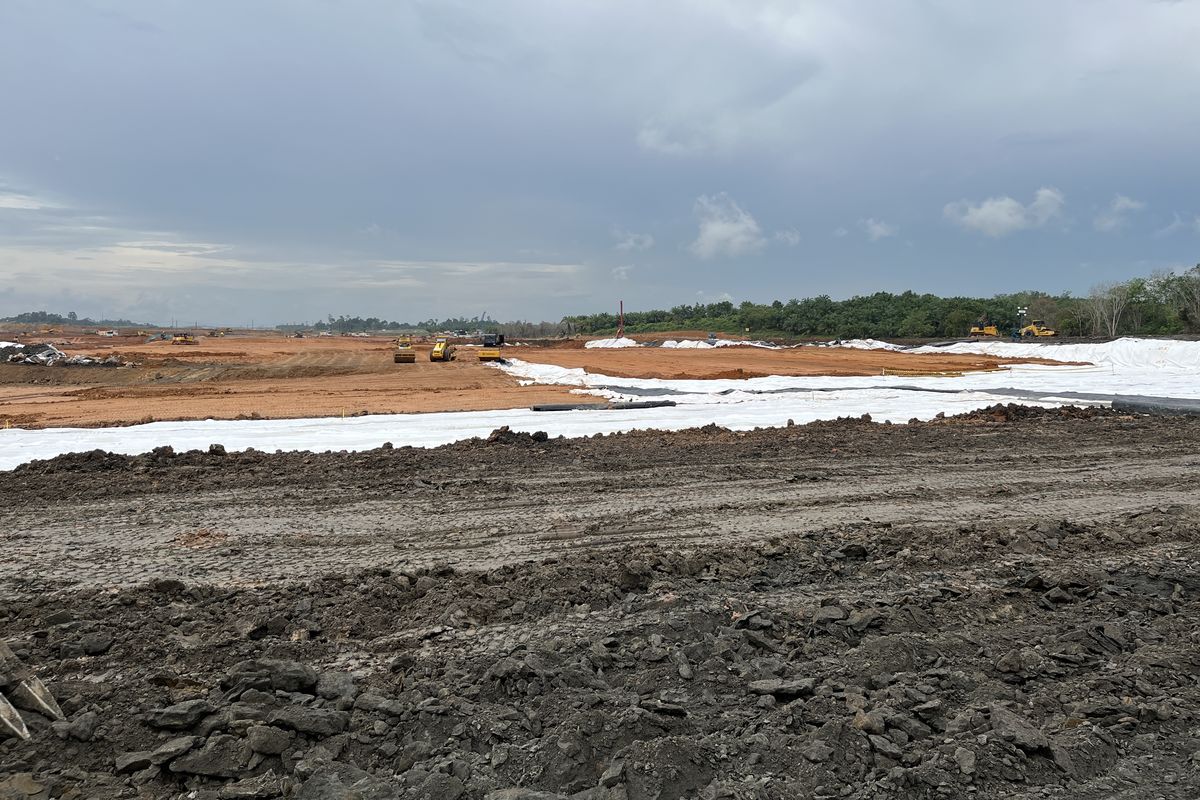Landasan pacu Bandara VVIP IKN di Penajam Paser Utara, Kalimantan Timur