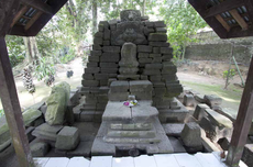 Sejarah Candi Rambut Monte di Blitar