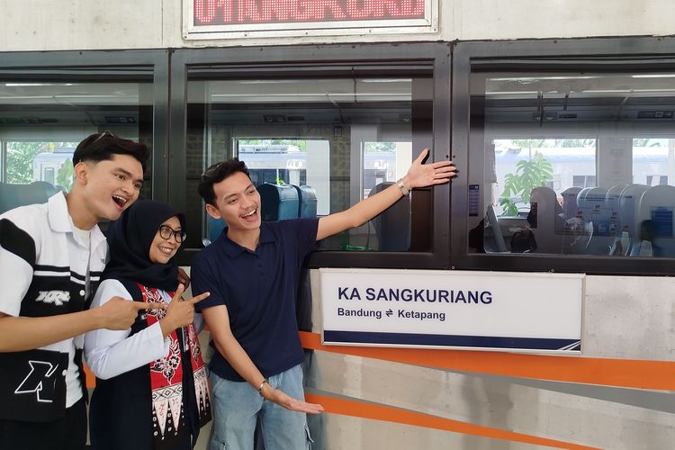 Dengan tiket seharga Rp 2,5 juta, Compartment Suite KA Sangkuriang Bandung-Banyuwangi menawarkan sejumlah fasilitas. Apa saja?