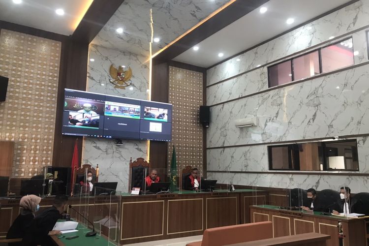 Persidangan babi ngepet di Pengadilan Negeri Depok, Jawa Barat pada Selasa (23/11/2021).
