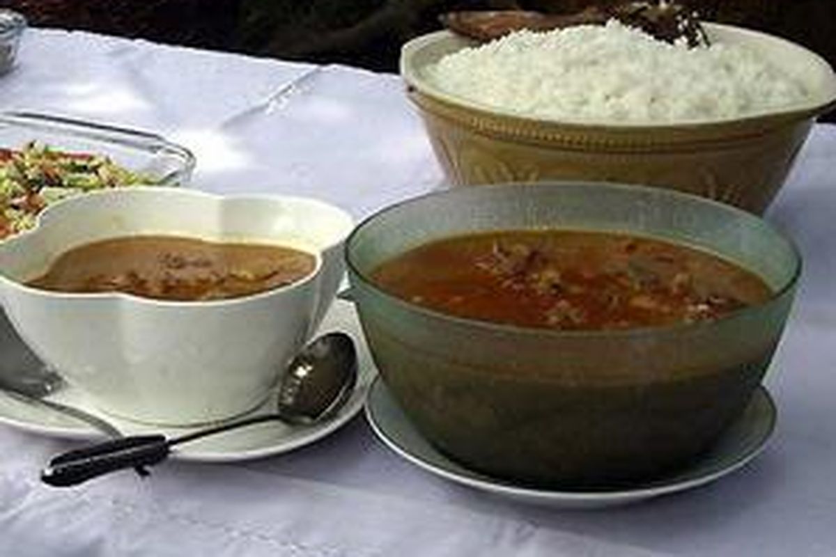 Gulai sapi.